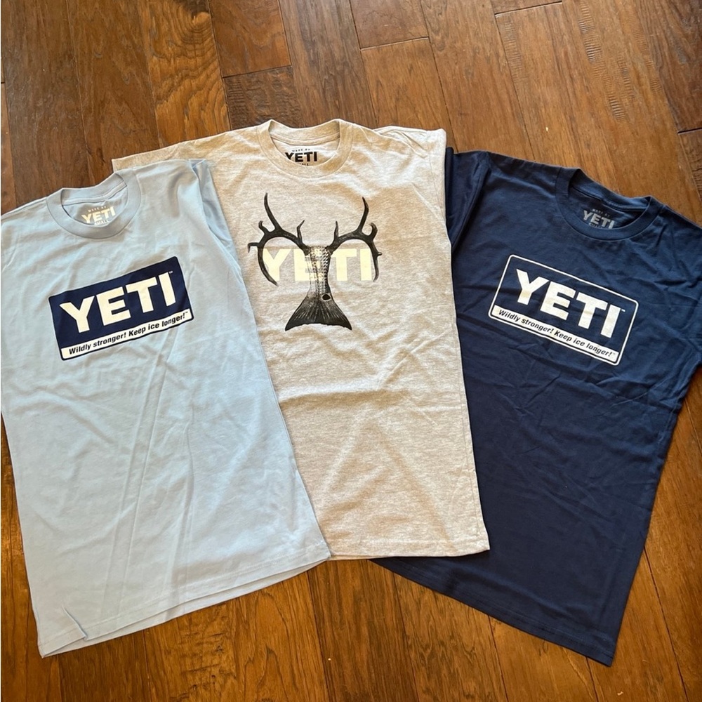 YETI Men's Short Sleeve T-Shirt Set - Light Blue, Beige, Navy